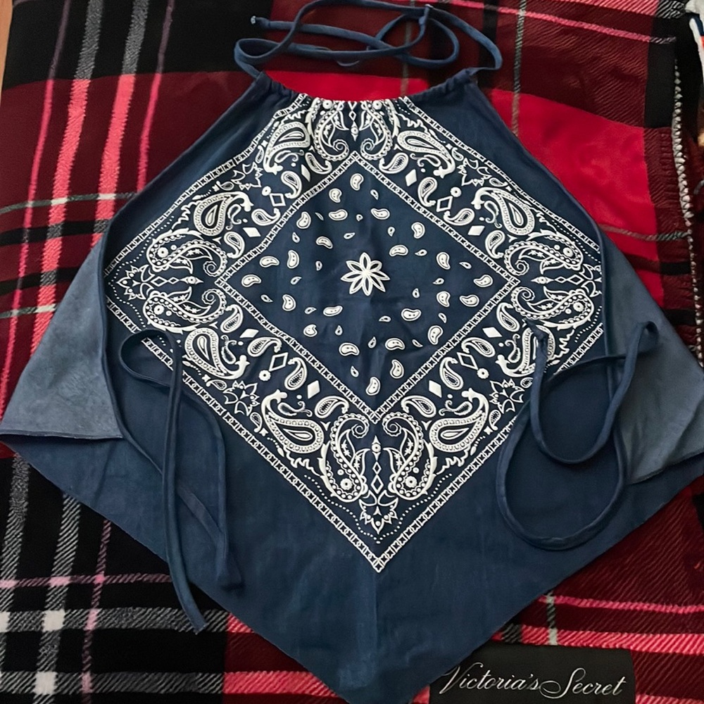 Bandana shirt